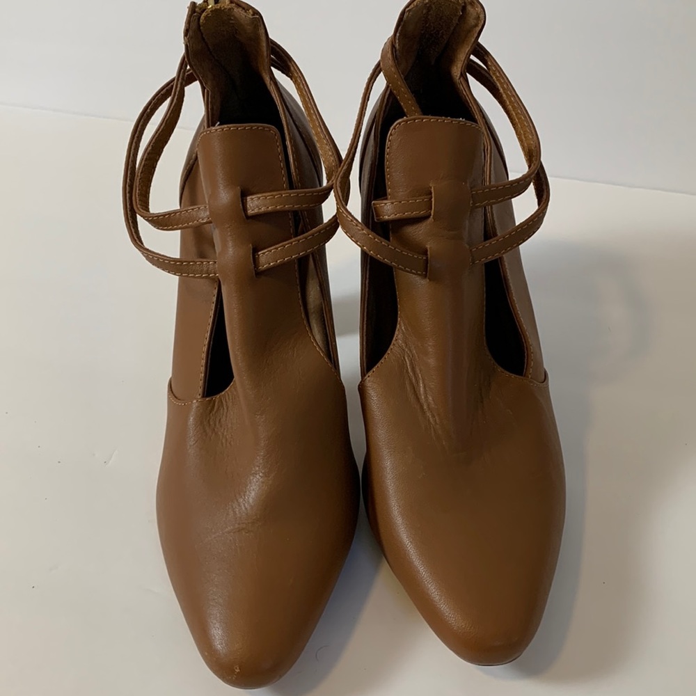 Hal Rubenstein Liara Leather Stacked Heel Size 8.5W
